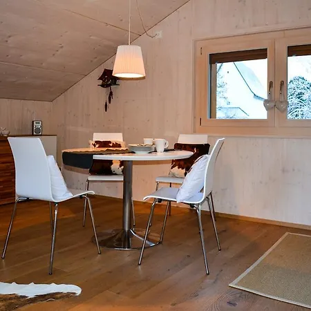 Apartment Ferienwohnung Prättigau *